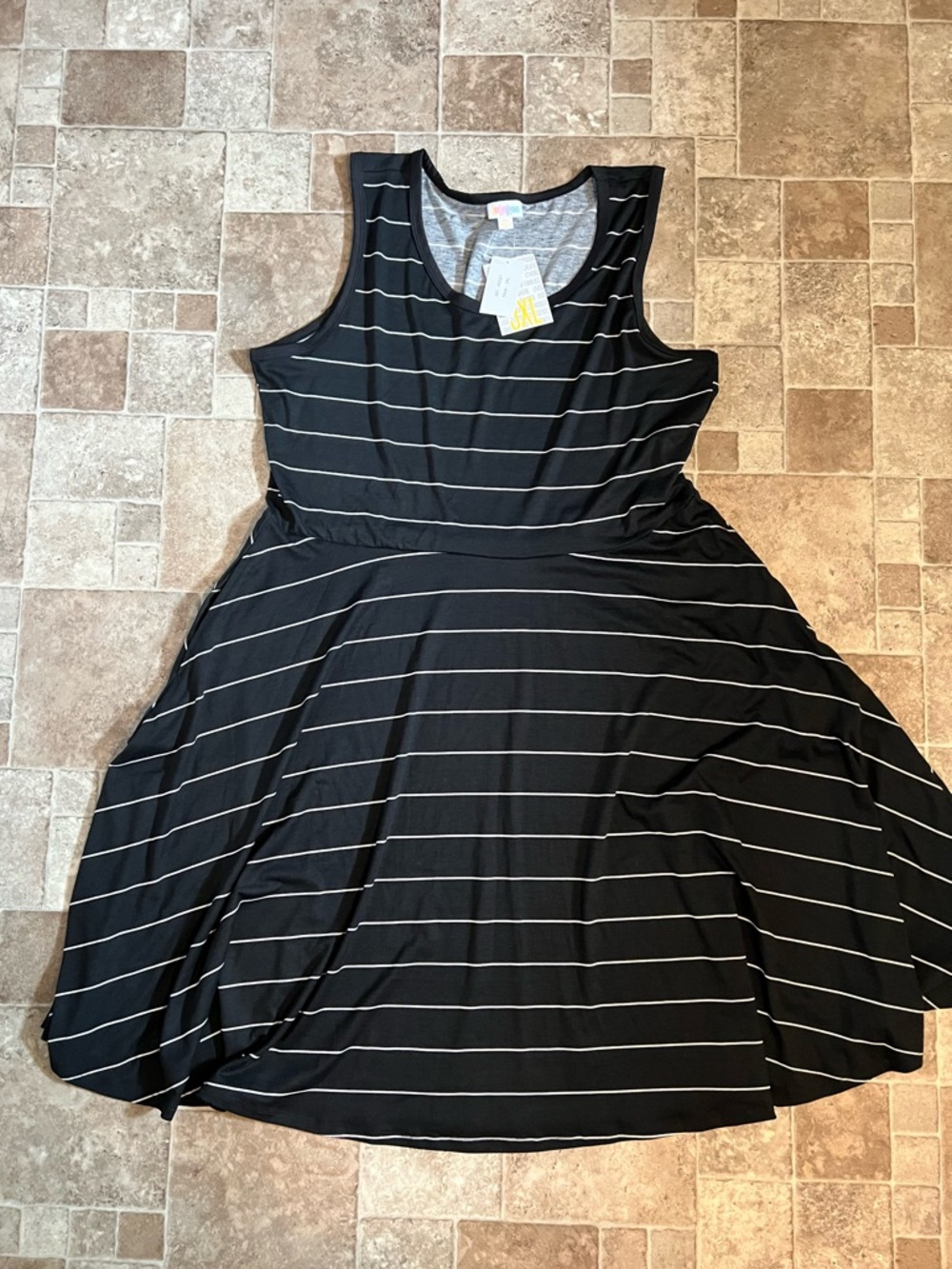 NWT 3X LuLaRoe Nicki Sleeveless Dress